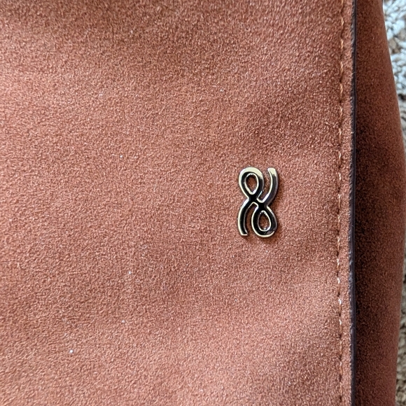 House of Little Bunny Brown Suede (PU) Treasure De Reve Bag 22 - Picture 7 of 7